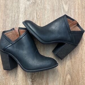 Lucky Brand Black Ankle Booties Leather Side Zip